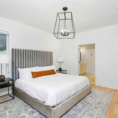 Park West 7 Villa